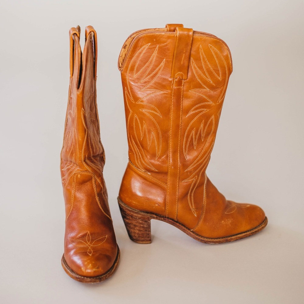 1970s Worn In Cowboy Boots - Picture 3 of 4